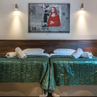 hotel niepo�omice, ��ka hotelowe, pok�j hotelowy